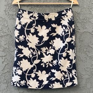 Banana Republic Black and White Skirt